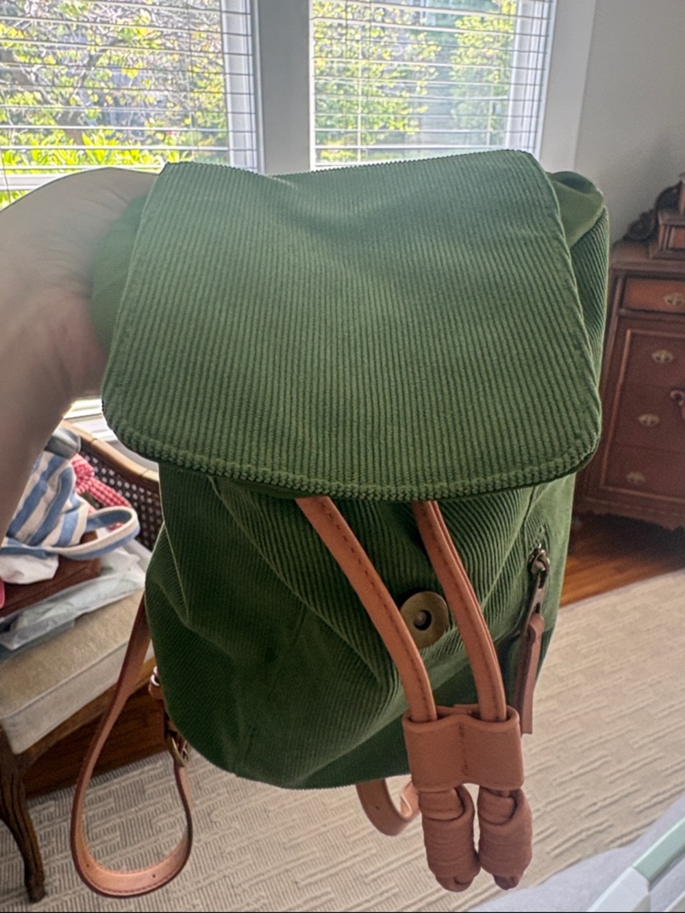 Universal Thread Green Backpack Interior with Label - Picture 3 of 7